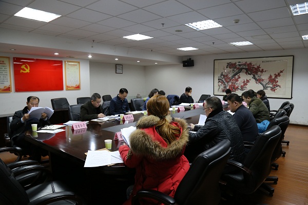 Ƭ 090.jpg